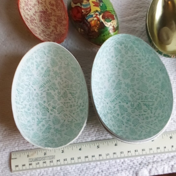 Easter eggs; tin Anastasia - 2 paper-mache West German - Picture 8 of 12
